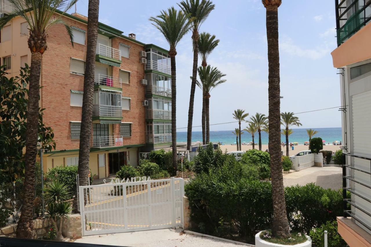 Archanda, Apartamento En 1ª Linea De Playa Benidorm Kültér fotó